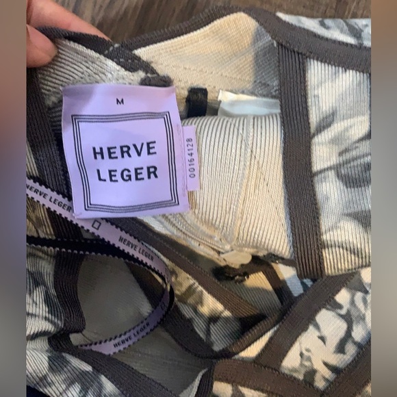 Herve Leger Zara Floral Bandage dress 👗 size Medium ❤️ HL - Picture 9 of 14